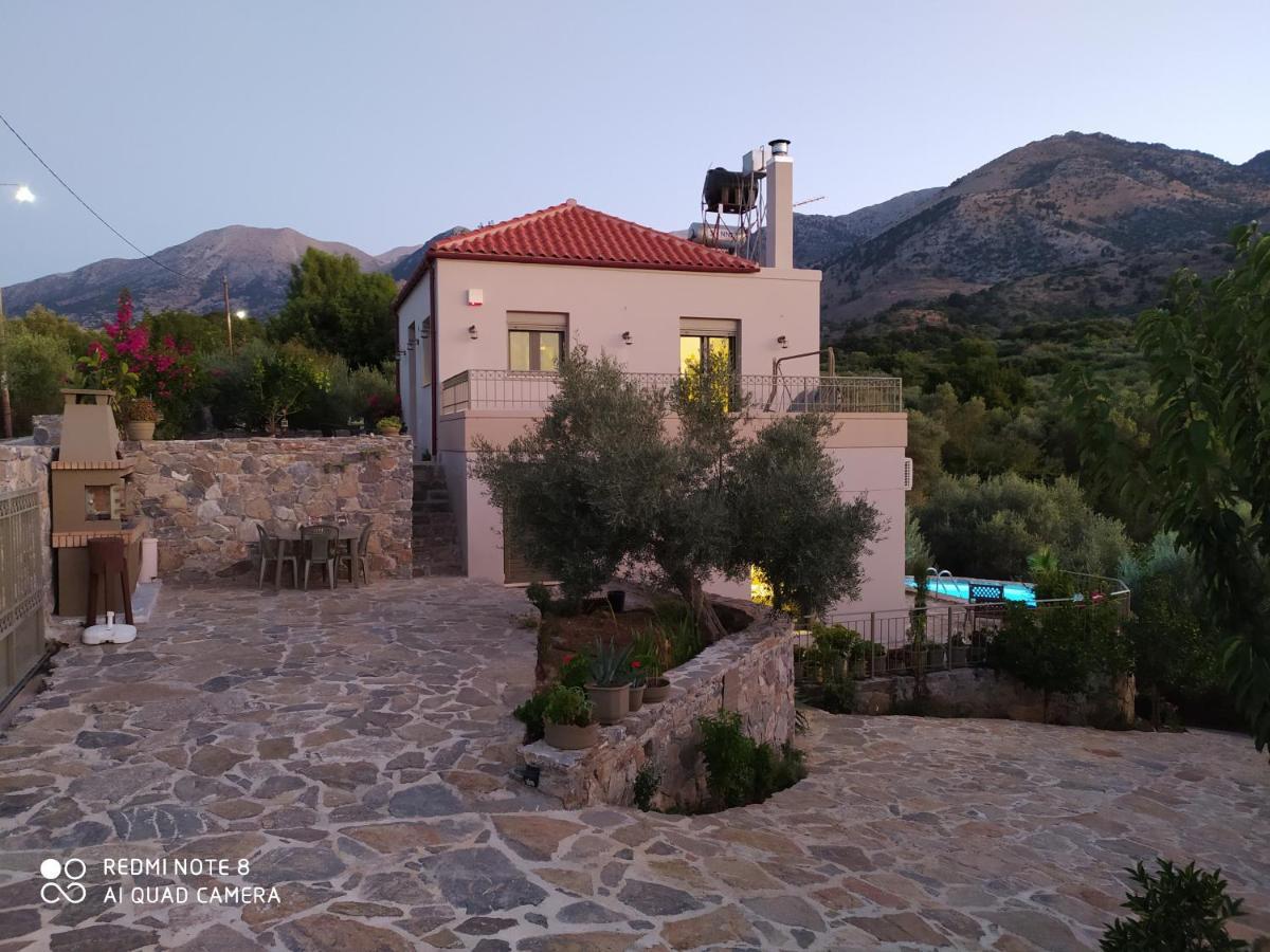 "Villa Kastania" Melidoni, Chania, Crete エクステリア 写真